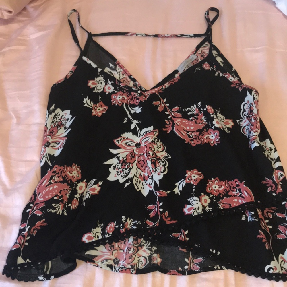 Black flower tank top